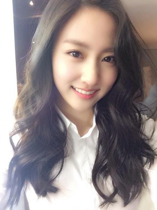 等爱的易微的第一张照片--南平相亲服务中心