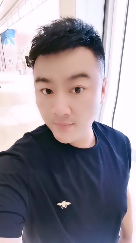 微风徐徐的第一张照片--南平相亲服务中心