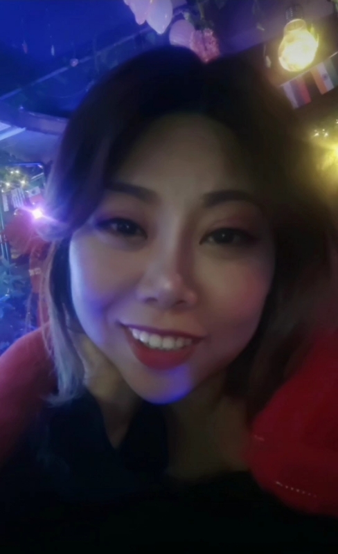 收快递的费仙女的第一张照片--南平相亲服务中心