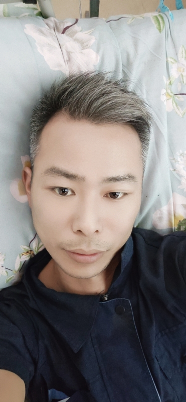 火山口的第一张照片--南平相亲服务中心