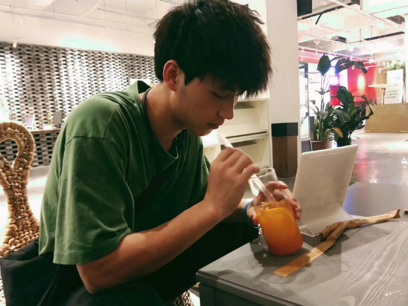 一花一世界的第一张照片--南平相亲服务中心