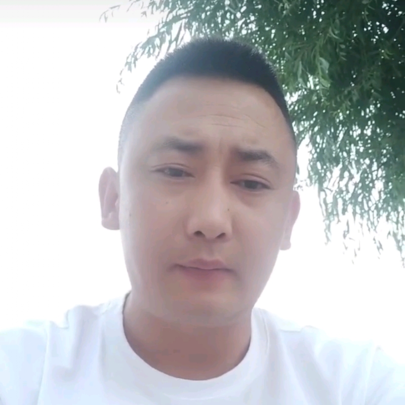 潇洒的第一张照片--南平相亲服务中心