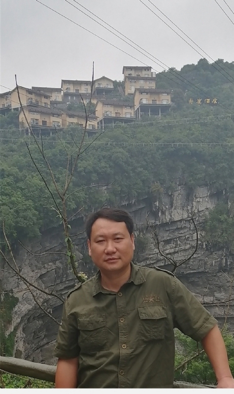 迷彩人生的第一张照片--南平相亲服务中心