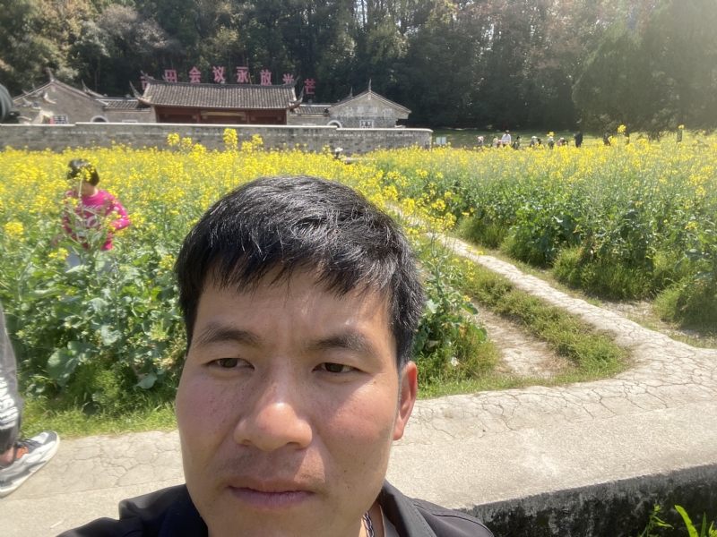 开心的第一张照片--南平相亲服务中心