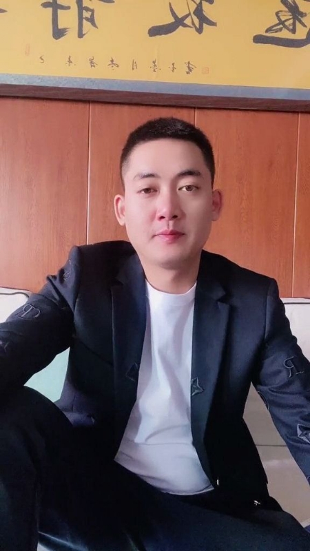 李泽胜的第一张照片--南平相亲服务中心