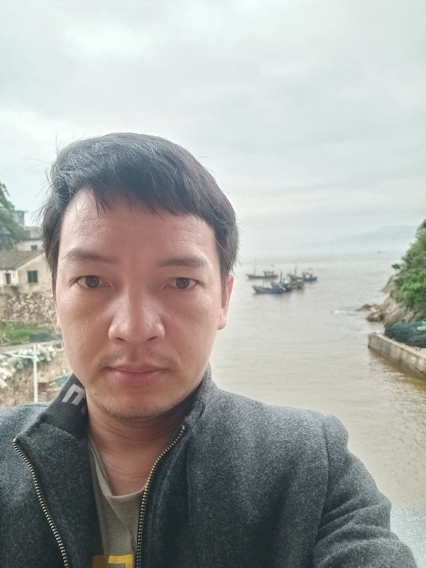 啊亮的第一张照片--南平相亲服务中心