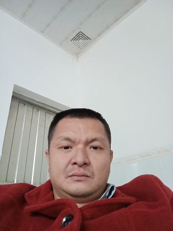 兰成龙的第一张照片--南平相亲服务中心
